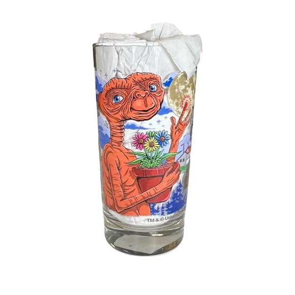 Universal Studios Retro E.T. Adventure Collectible Glass - Picture 2 of 4